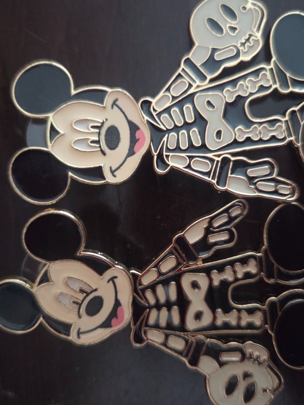 3 pair of disney earrings - Picture 2 of 7